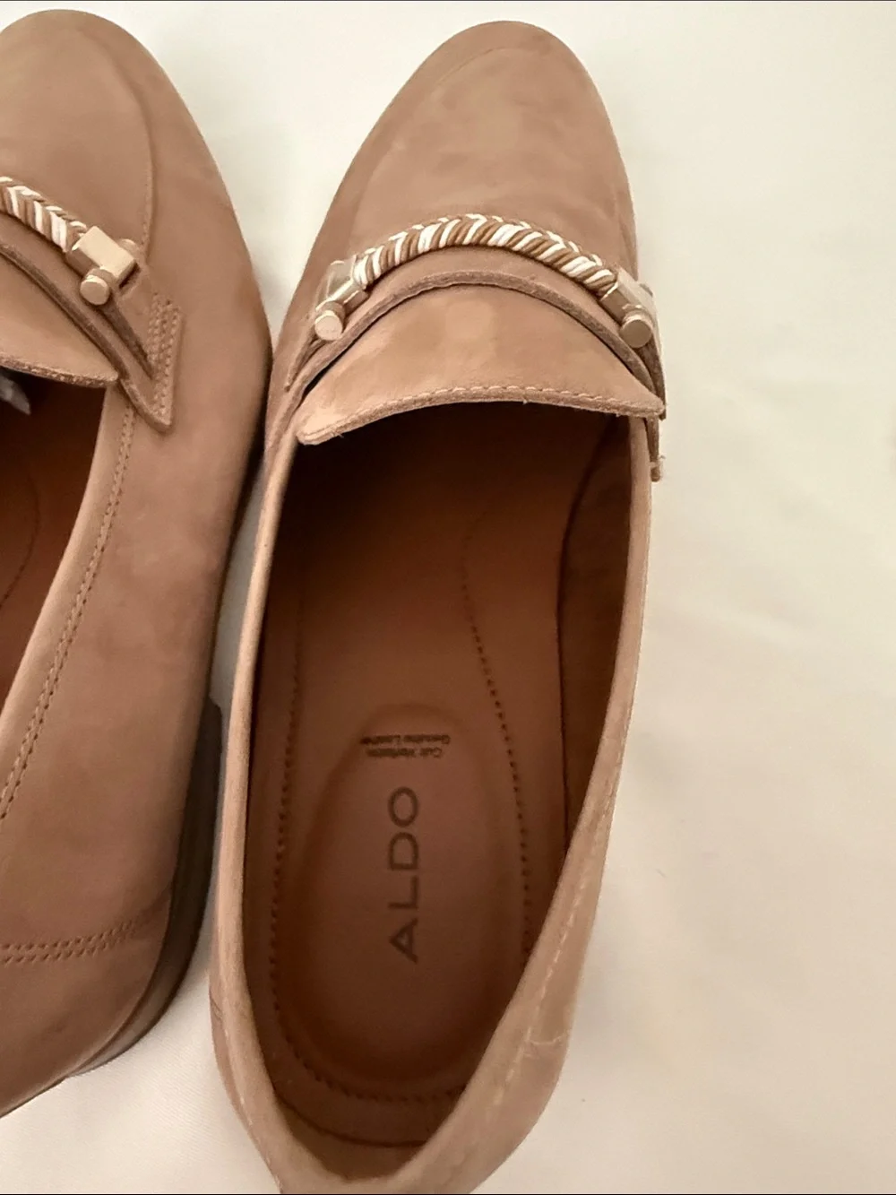 Aldo suede slip